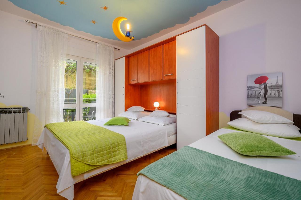 פודסטראנה Apartments Juric מראה חיצוני תמונה