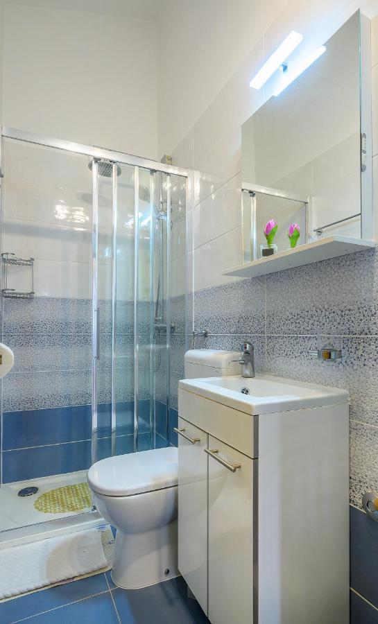 פודסטראנה Apartments Juric מראה חיצוני תמונה
