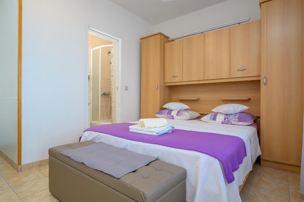 פודסטראנה Apartments Juric מראה חיצוני תמונה