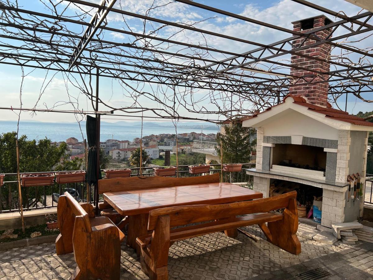 פודסטראנה Apartments Juric מראה חיצוני תמונה